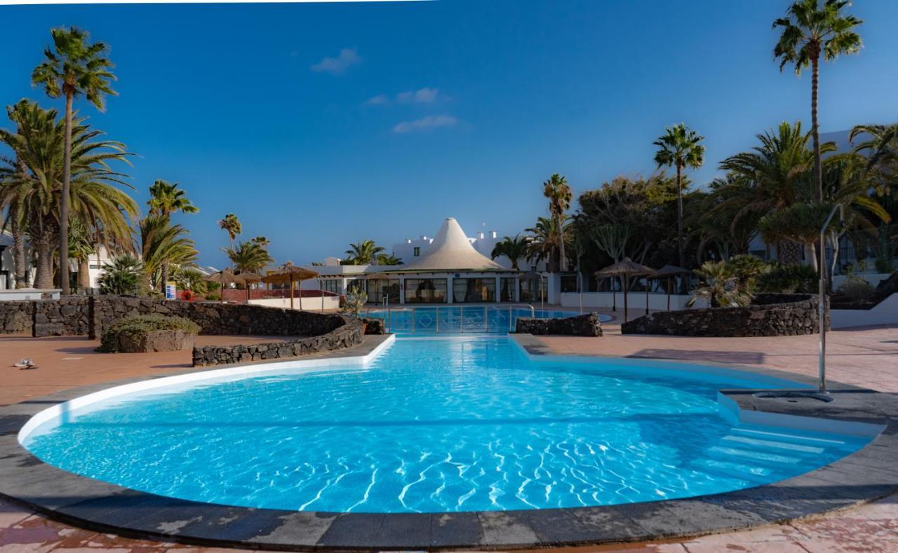 Luxury Estudio En Playa Roca A Primera Linea Del Mar Costa Teguise Kültér fotó